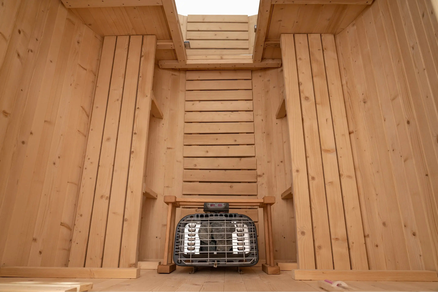 8×12 Ft Cedar Outdoor Barrel Sauna with Change Room – 6–8 Person
