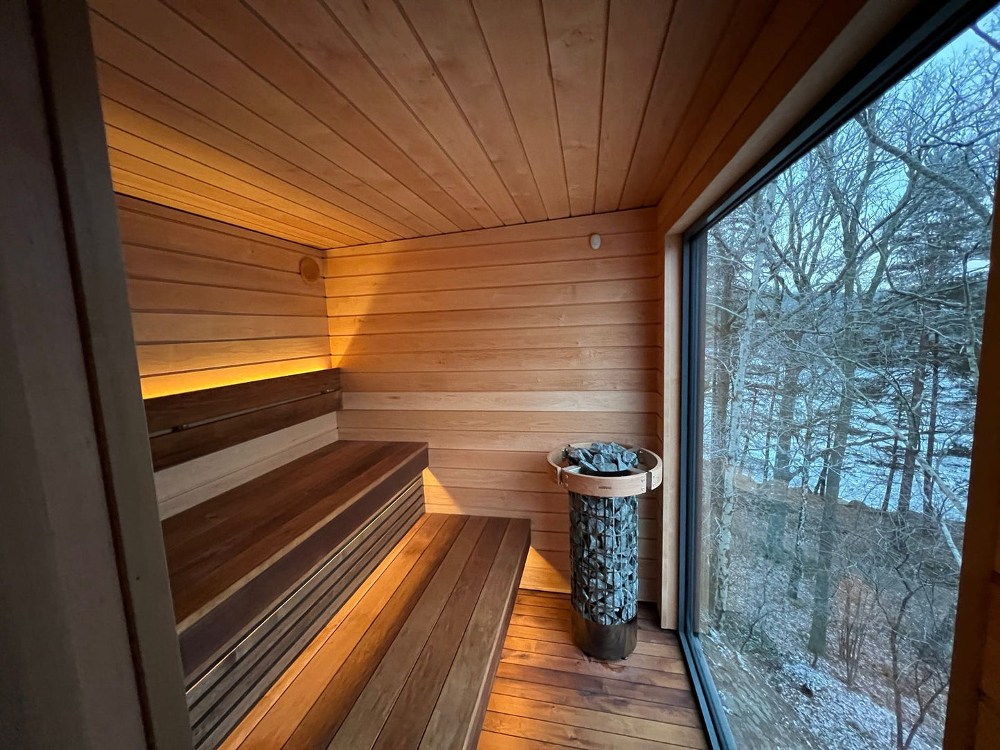 8×12 Ft Outdoor Cube Sauna with Change Room – 6 Person